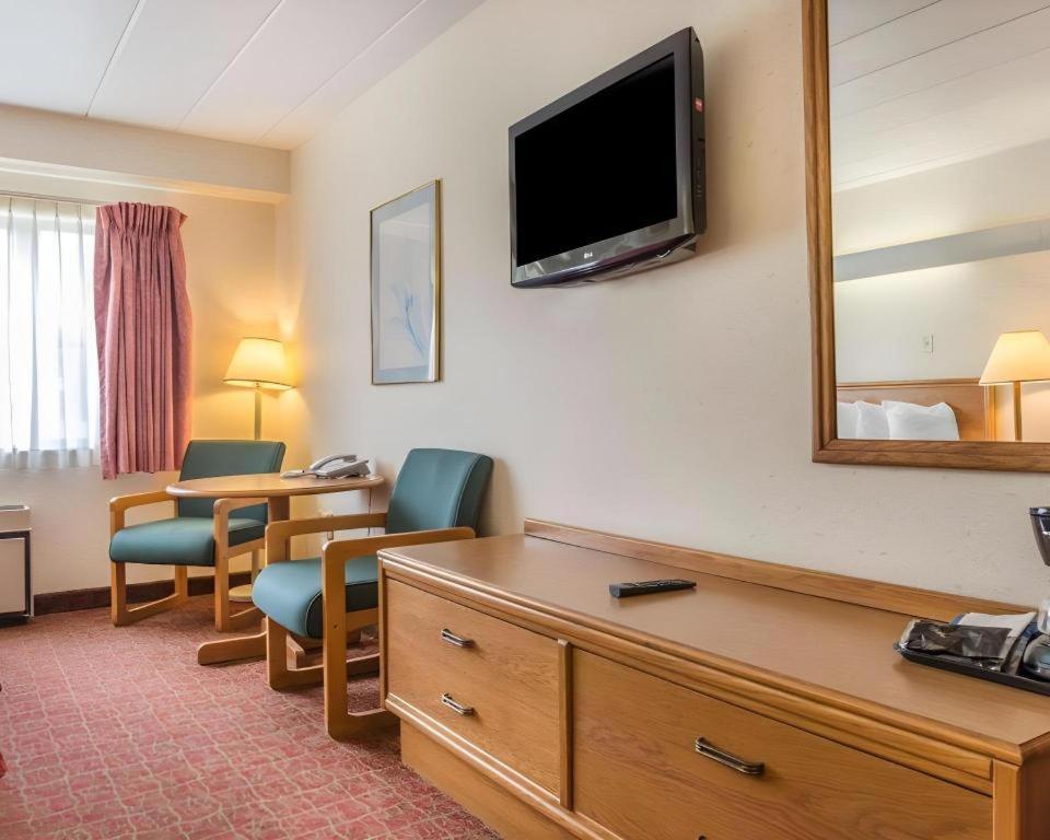 Quality Inn Royle Kittanning Esterno foto